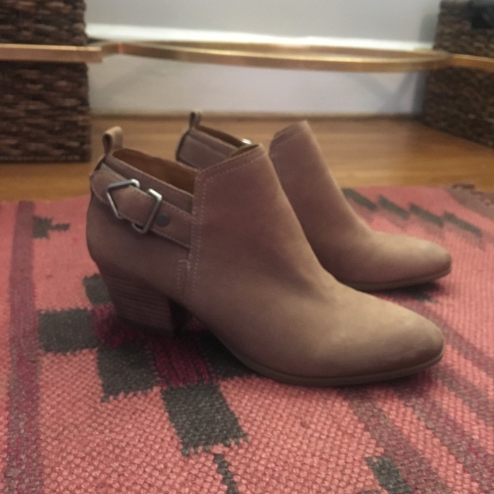 Franco Sarto Taupe Garfield Ankle Boots Sz. 8